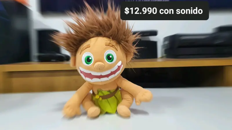 Peluche con sonido de personaje animado