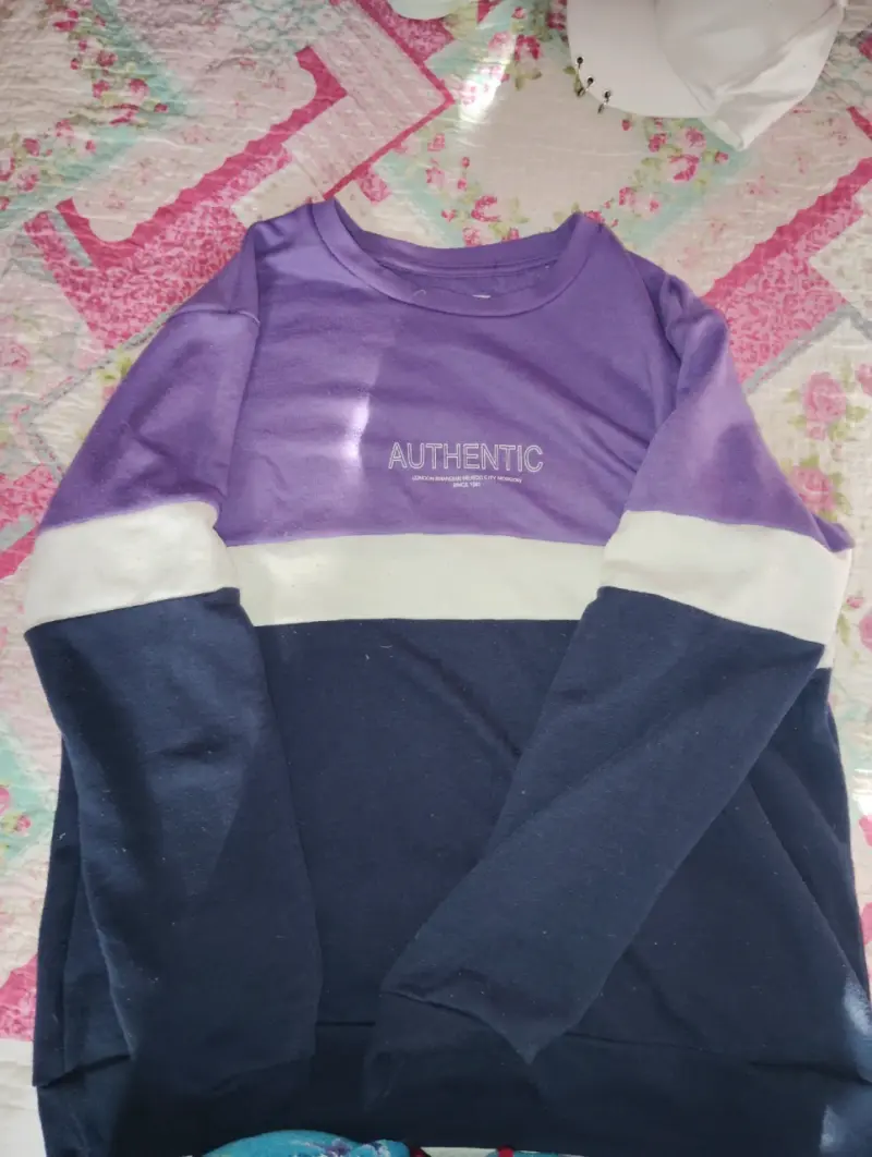 Polerón tricolor para mujer