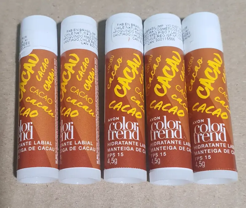 Bálsamo labial hidratante Avon Color Trend cacao