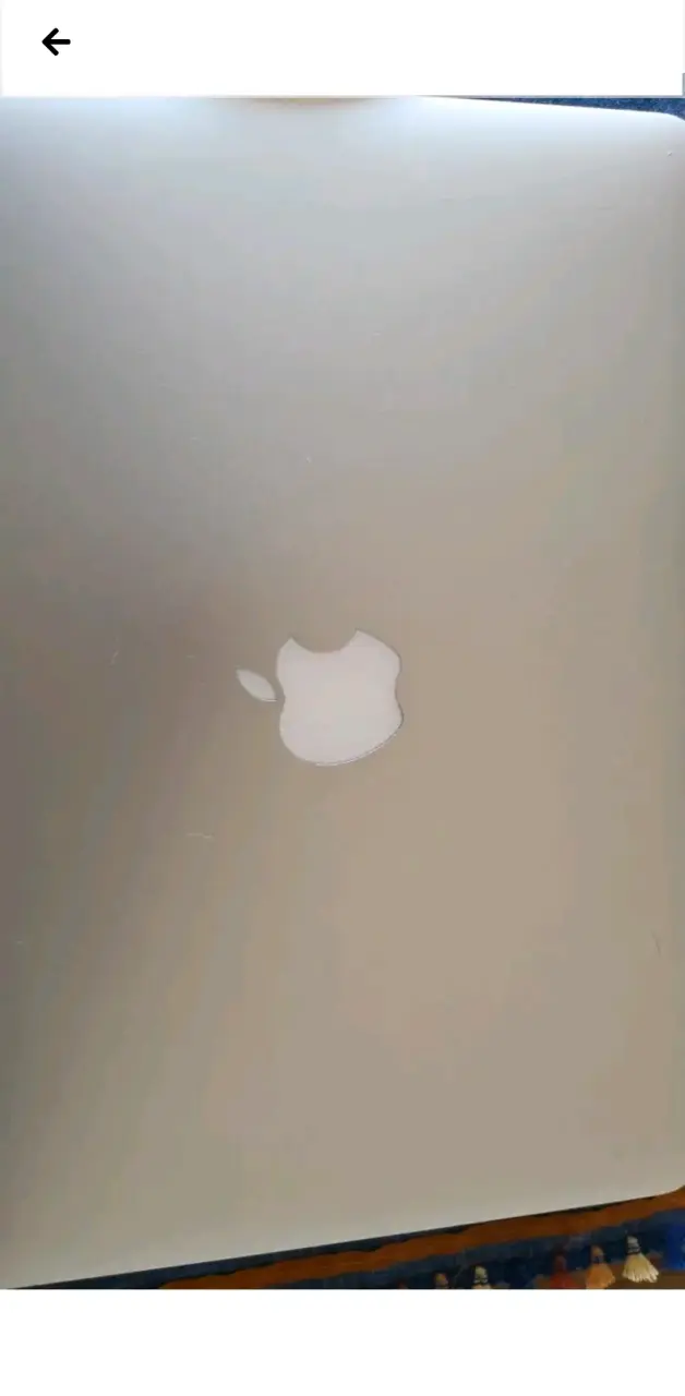 Laptop Apple MacBook en buen estado - 1