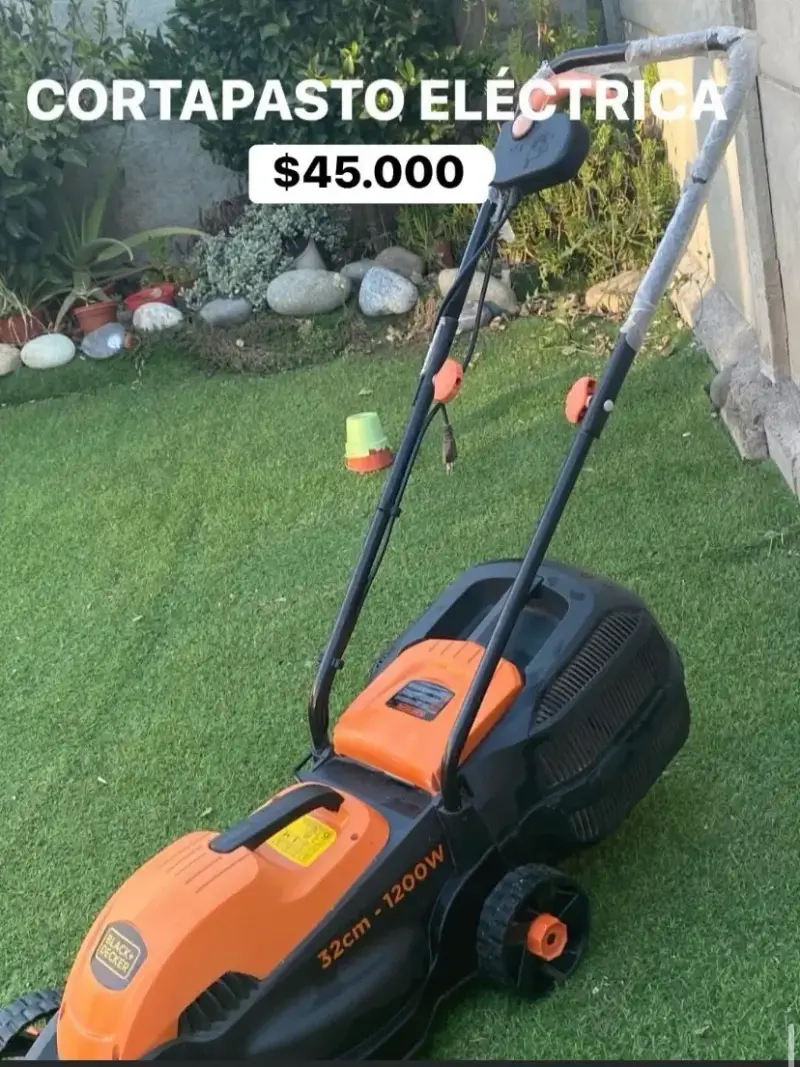 Cortapasto eléctrico Black+Decker 1200W 32cm