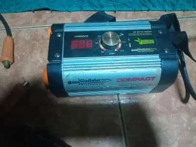 Soldadora portátil Gladiator Pro Compact - miniatura 1