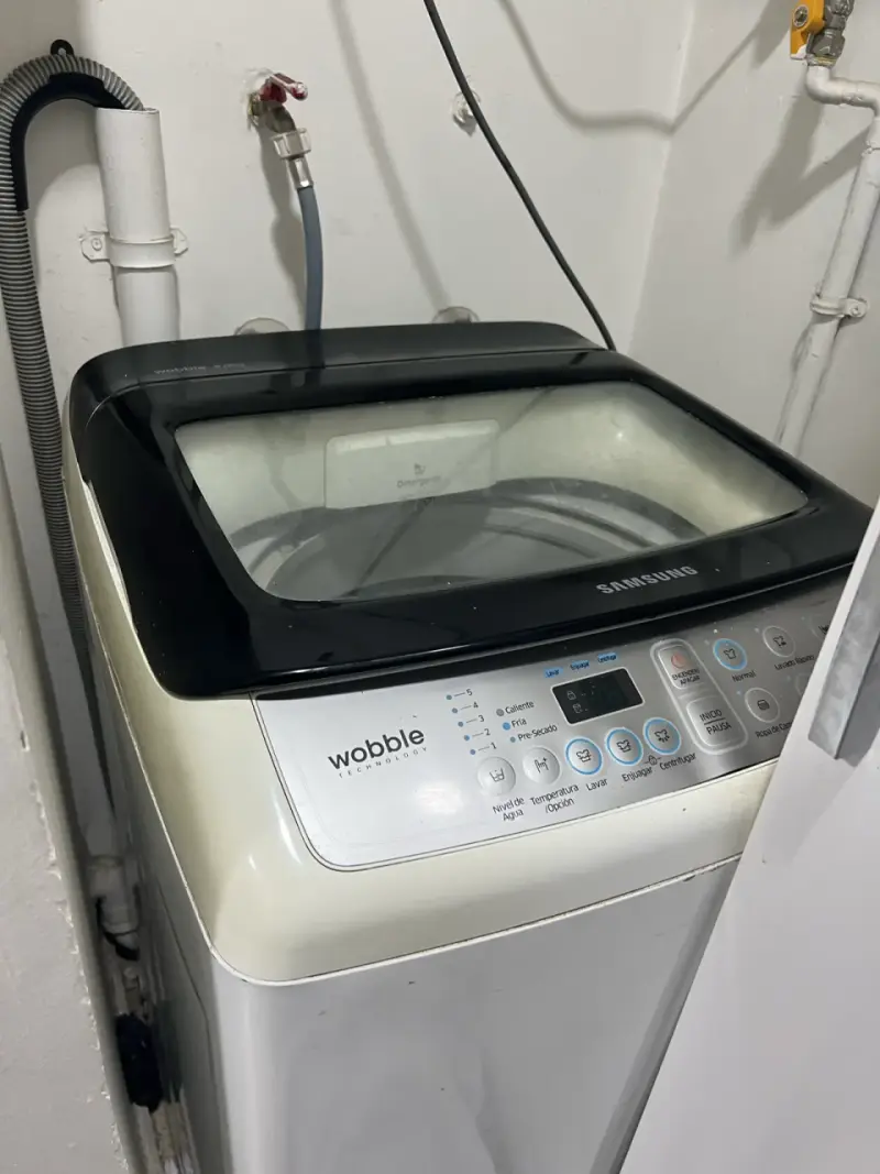Lavadora Samsung Wobble 9kg - 1