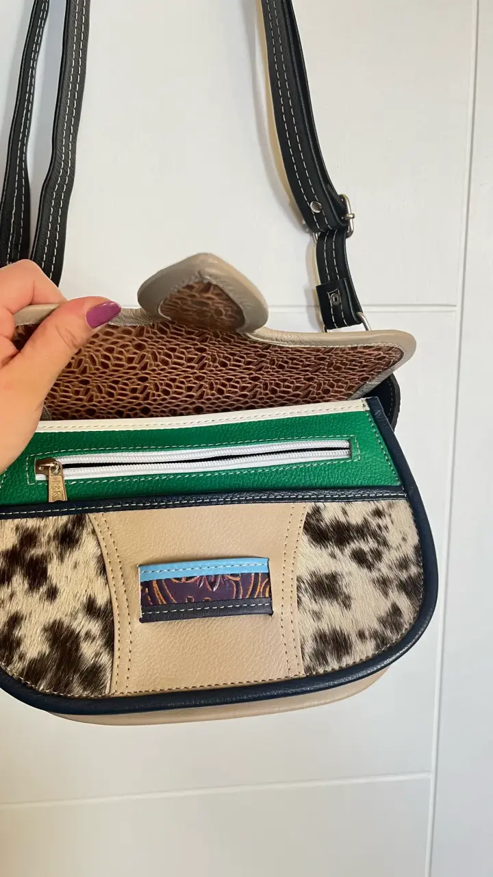Bolso de cuero con diseño animal print y floral - 2