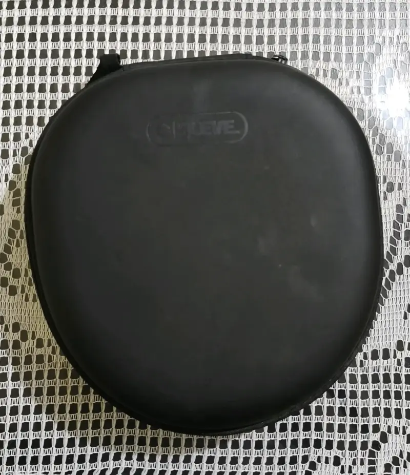 Audífonos inalámbricos con estuche protector - 3