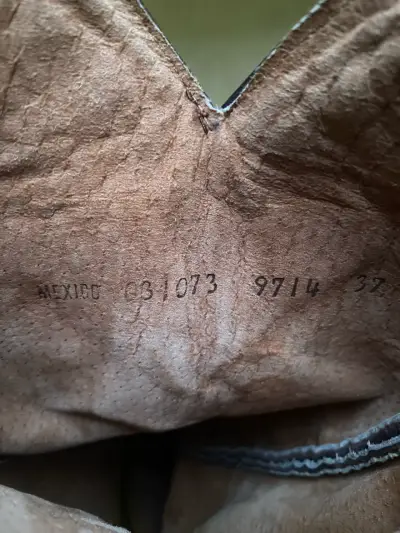 Botas vaqueras de cuero marrón con detalles - miniatura 3