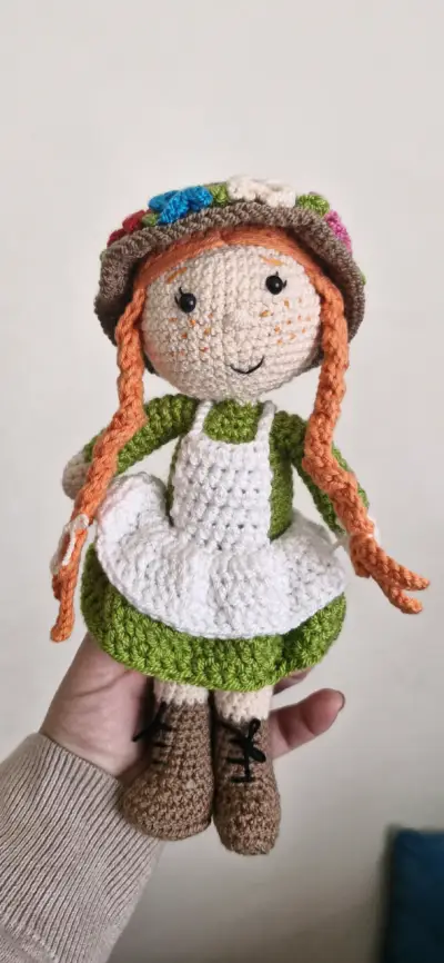 Muñeca de crochet Anne with an E (nuevo) - miniatura 1