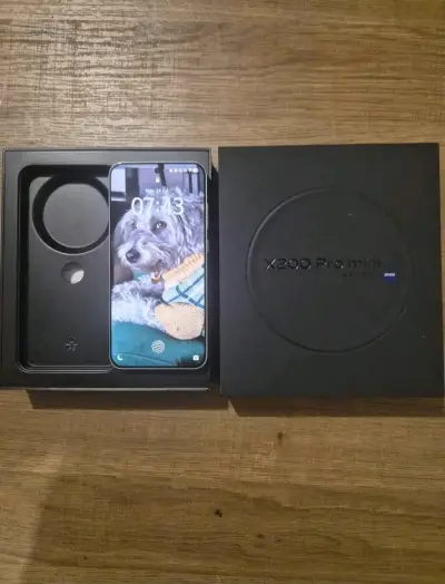 Smartphone X200 Pro Mini con caja original - miniatura 1
