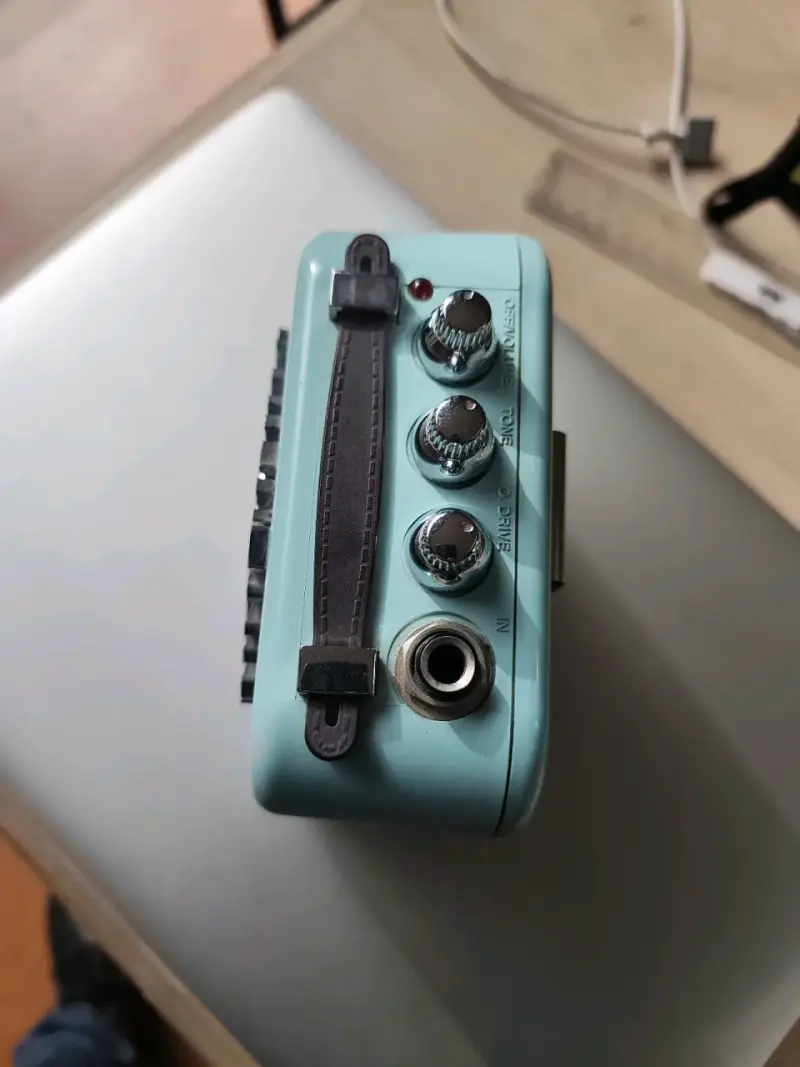 Mini amplificador portátil Honeytone color celeste - 4