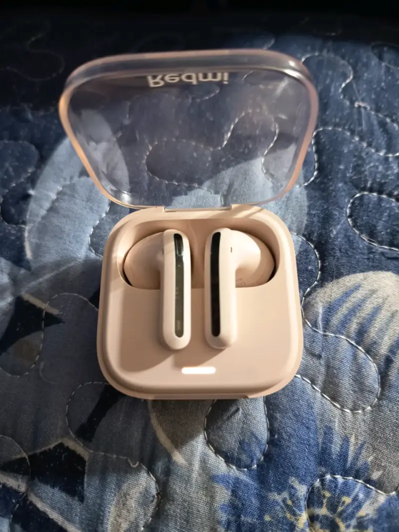 Auriculares inalámbricos Imba con estuche de carga