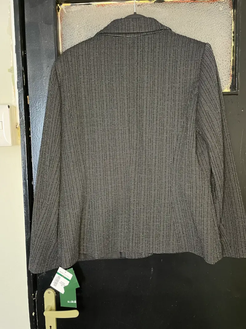 Blazer de mujer Mehta con detalles plateados - 3