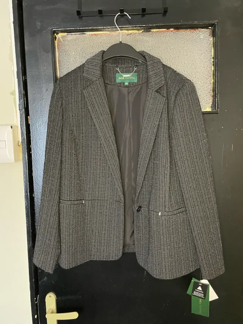 Blazer de mujer Mehta con detalles plateados - 5