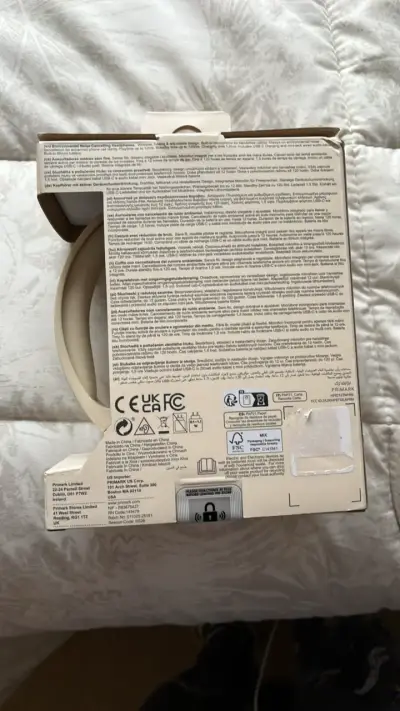 Audífonos inalámbricos Primark Travel con cancelación de ruido - miniatura 2