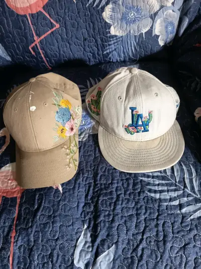 Gorras bordadas estilo casual - miniatura 1