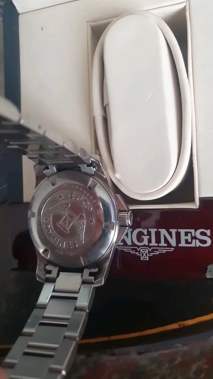 Reloj Longines de acero inoxidable en caja original - 2