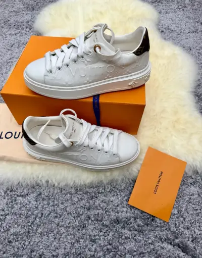Zapatillas blancas de cuero Louis Vuitton - miniatura 2