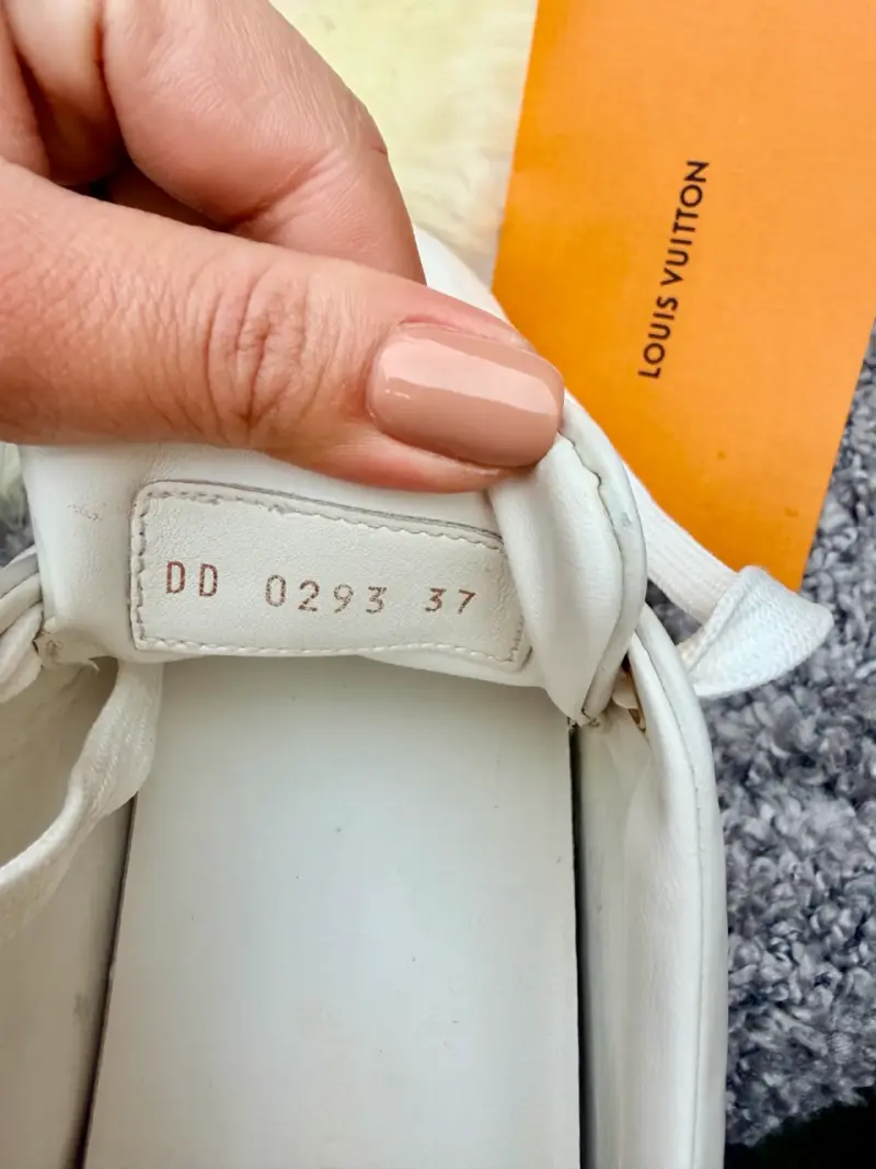 Zapatillas blancas de cuero Louis Vuitton - 3