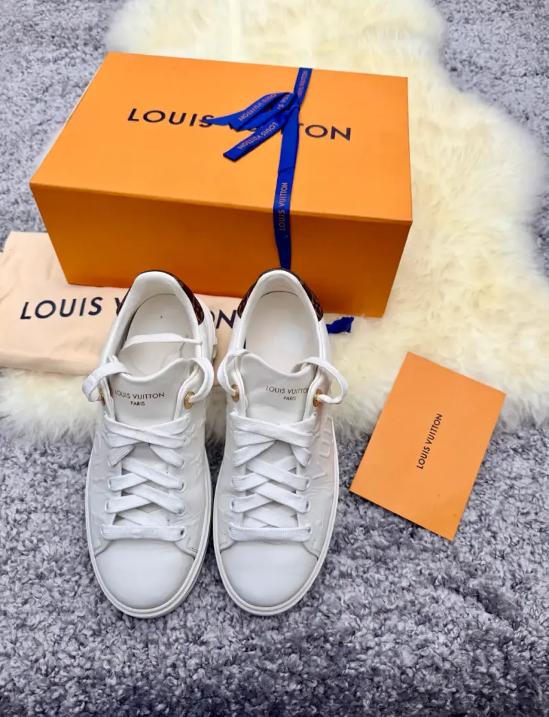 Zapatillas blancas de cuero Louis Vuitton - 4