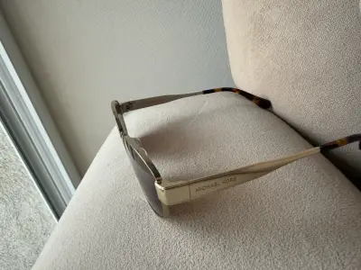 Gafas de sol Michael Kors originales - miniatura 3