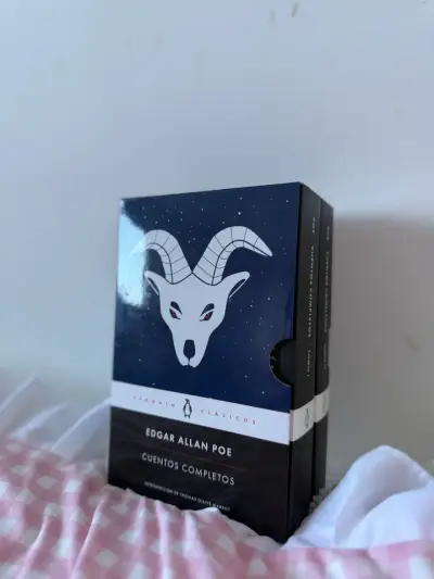 Colección completa de cuentos de Edgar Allan Poe - miniatura 1