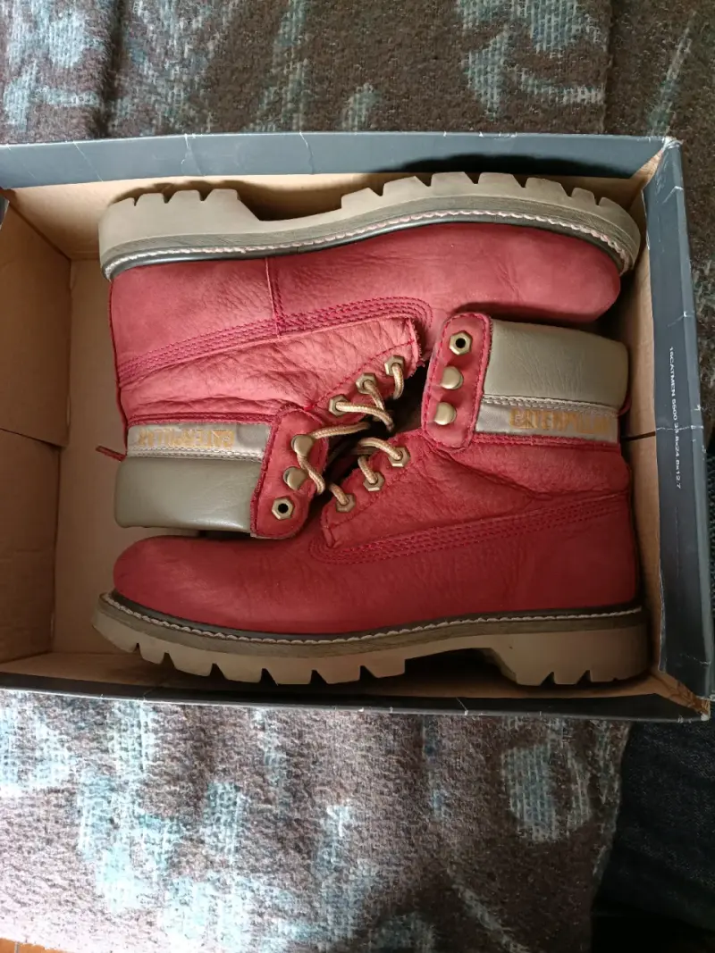 Botas CAT rojas usadas - 5