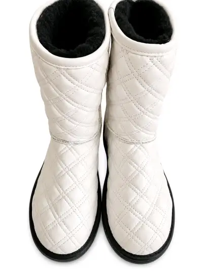 BOTAS UGG RARE ‼️ ORIGINALES NUEVAS - miniatura 1
