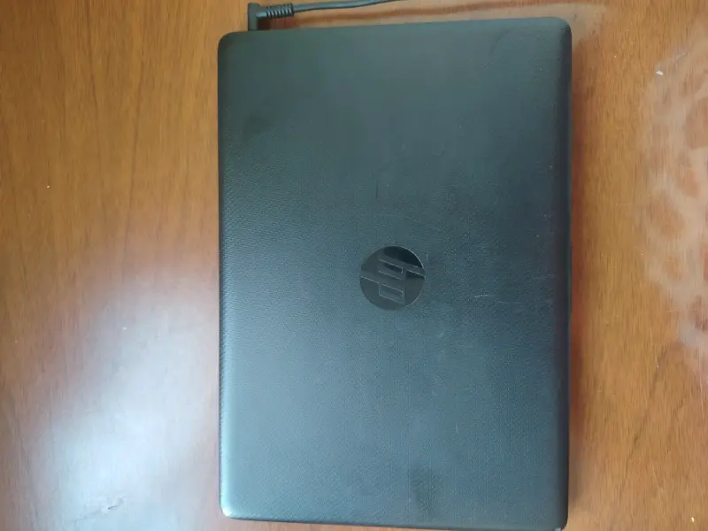Notebook HP 14 pulgadas en buen estado - 2