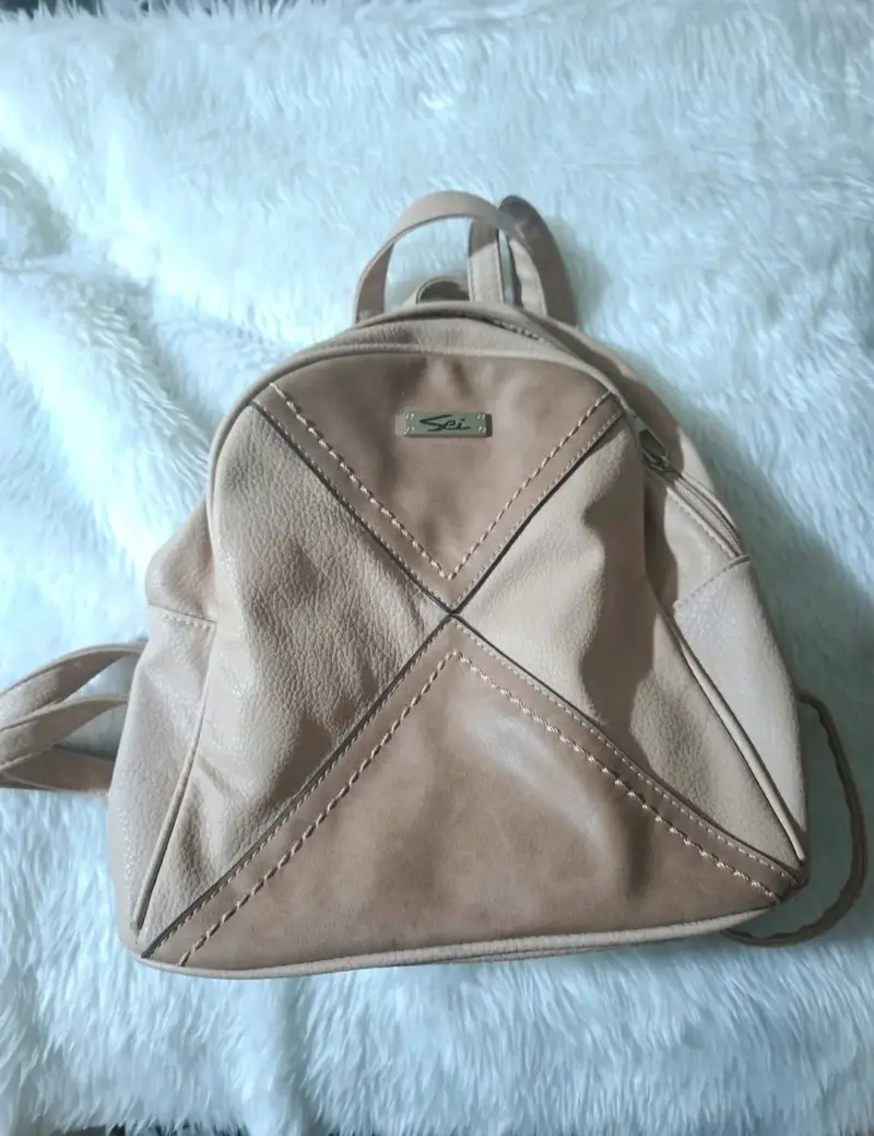 Mochila de cuero beige Sei para mujer
