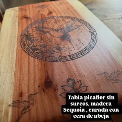 Tabla de cortar de madera grabada vikinga y otros - miniatura 3