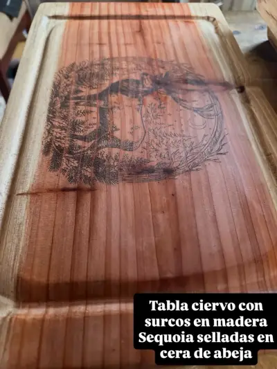 Tabla de cortar de madera grabada vikinga y otros - miniatura 5