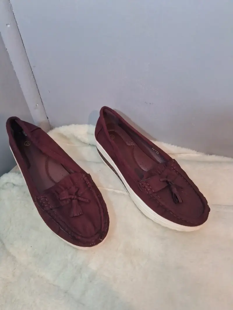 Mocasines burdeos con plataforma para mujer