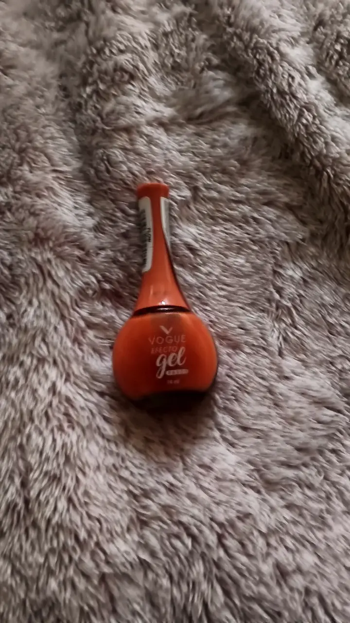 Esmalte de uñas Vogue Efecto Gel naranja