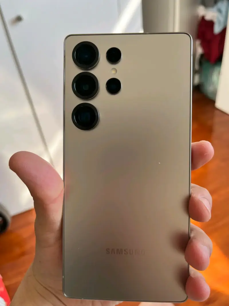 Samsung Galaxy S 25 ultra de 512 y 12 gb - 3