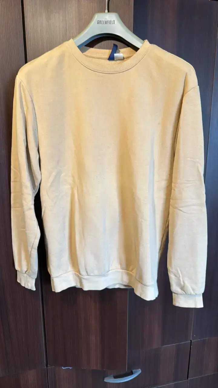 Polerón beige unisex en buen estado - 1