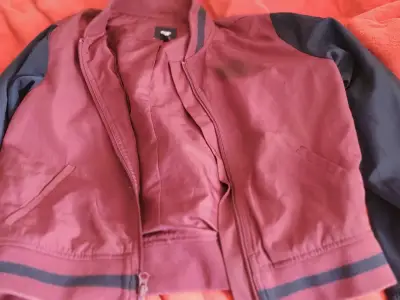 Chaqueta bomber bicolor burdeos y azul - miniatura 1