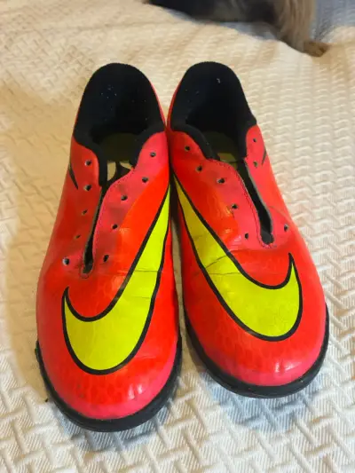 Zapatillas de fútbol Nike Hypervenom rojas - miniatura 3