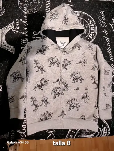 Polera manga larga infantil con diseño de dinosaurio - miniatura 4