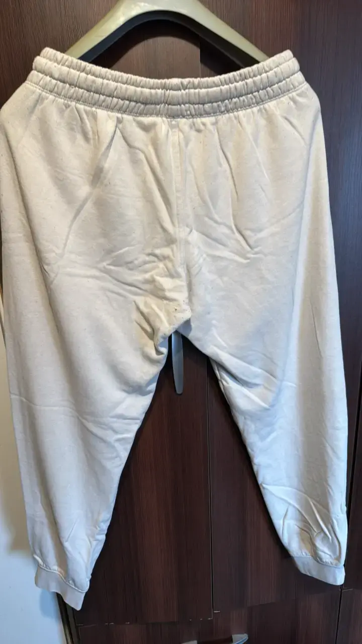 Pantalones deportivos beige unisex cómodos - 2