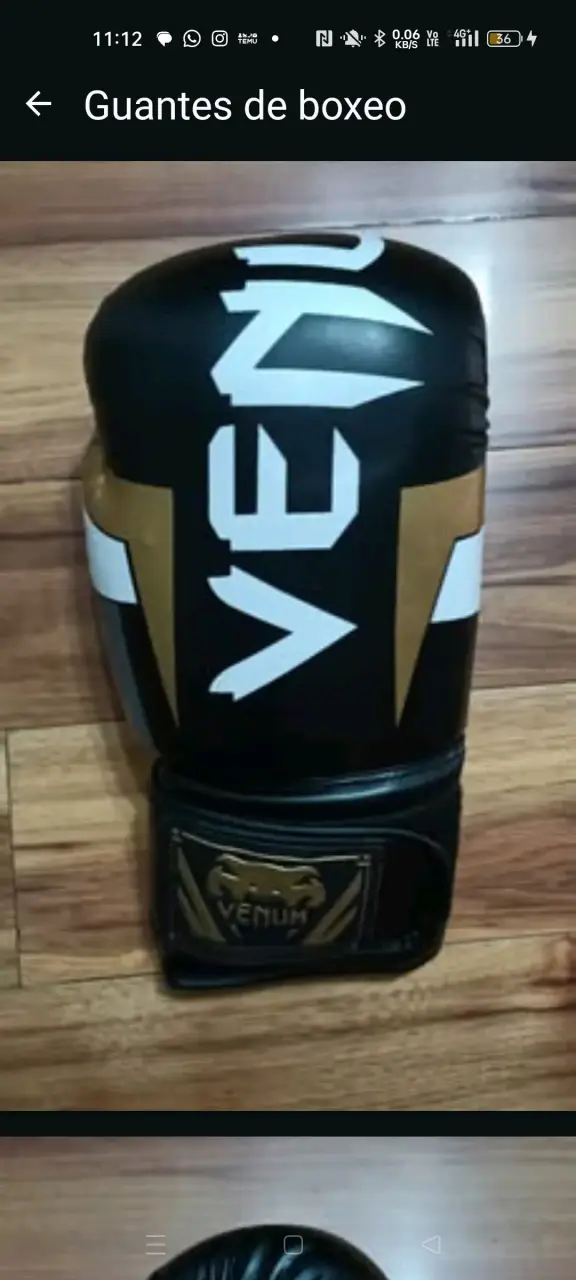 Guantes de Boxeo Venum Elite Negros y Dorados - 2