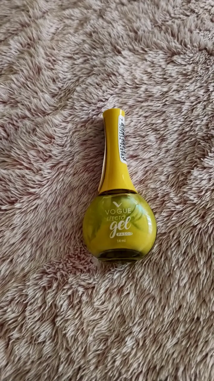Esmalte de Uñas Vogue Efecto Gel Amarillo