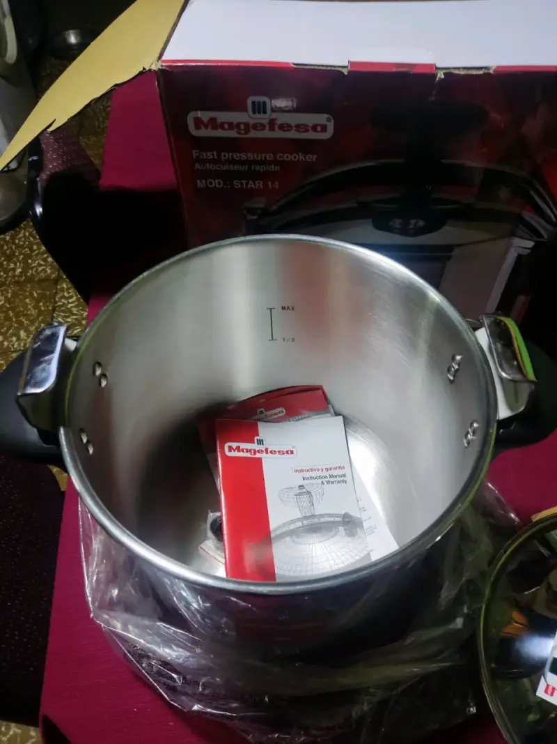 Olla a presión Magefesa de 14 litros - 2