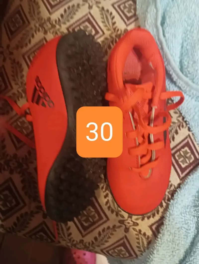 Zapatillas de fútbol NIKE rojas talla 30 - 2