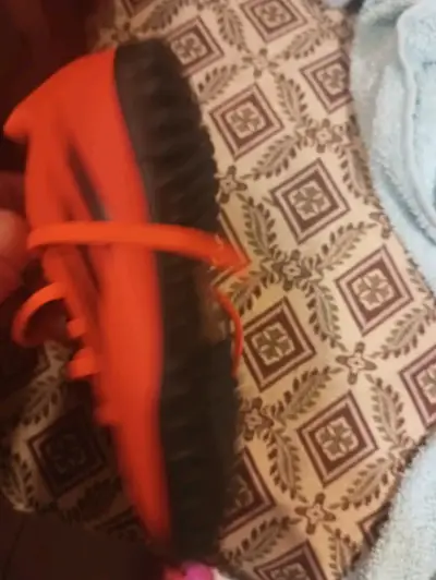Zapatillas de fútbol NIKE rojas talla 30 - miniatura 3