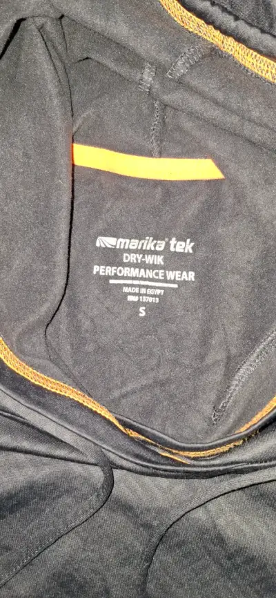 Polera deportiva Marika Tek Dry-Wik negra - miniatura 1