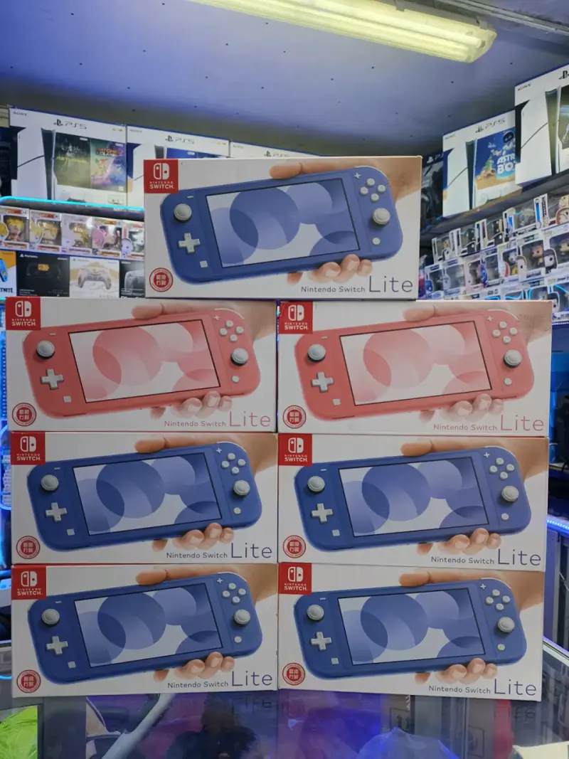 Consola Nintendo Switch Lite nueva en caja - 1