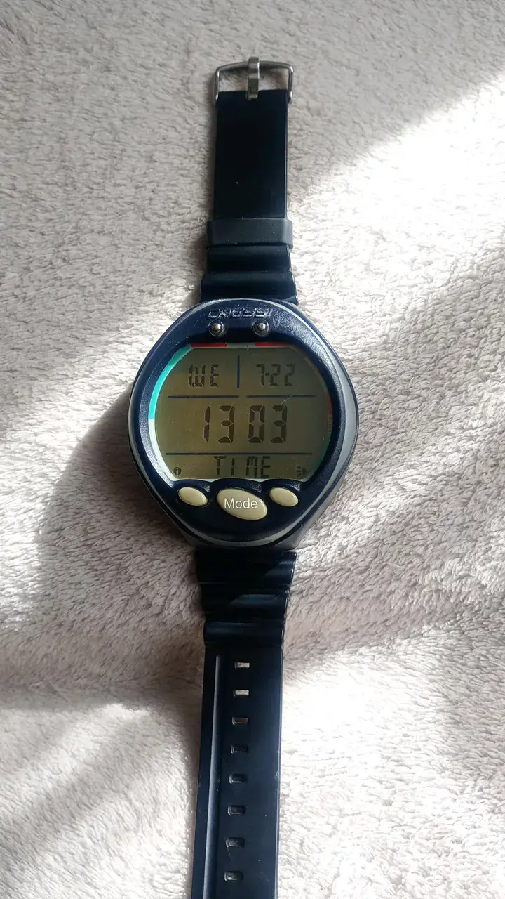 Reloj de buceo Cressi con funciones avanzadas - 2