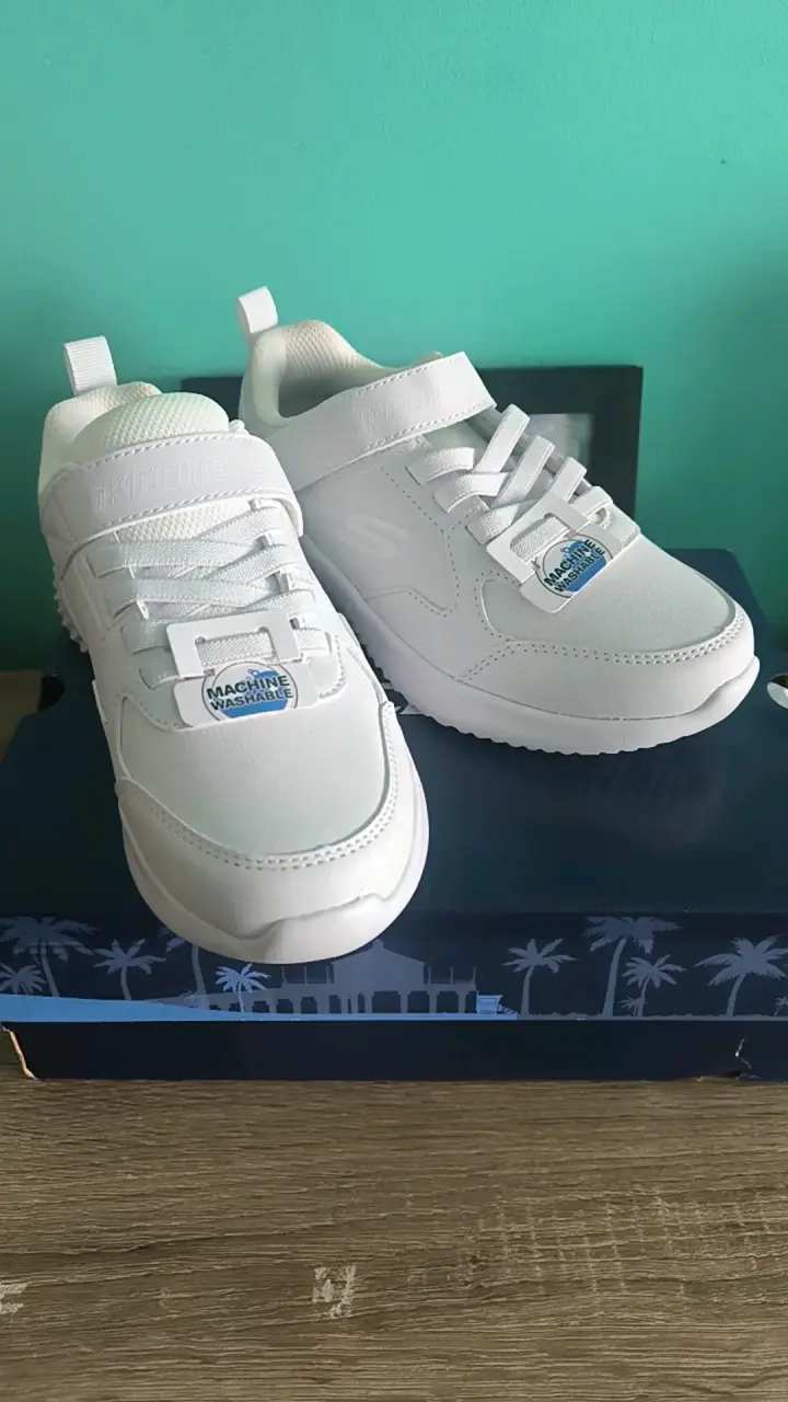 Zapatillas deportivas blancas para niños con velcro - 3