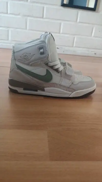 zapatillas Jordan legacy 312 el año del dragon - miniatura 4