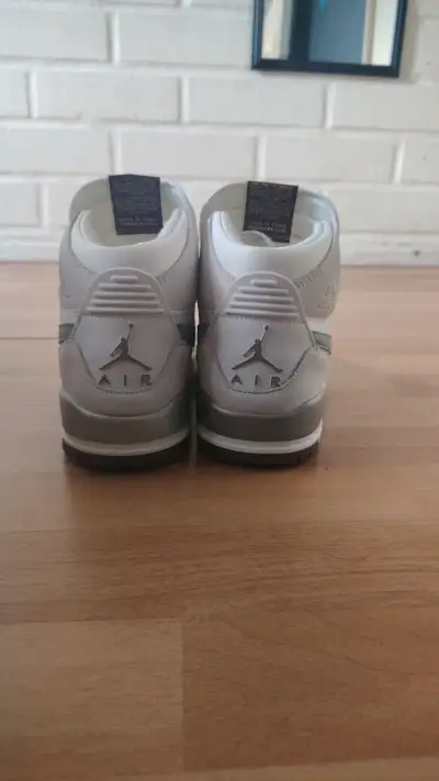 zapatillas Jordan legacy 312 el año del dragon - miniatura 5