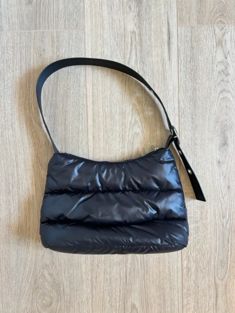 Cartera H&M acolchada